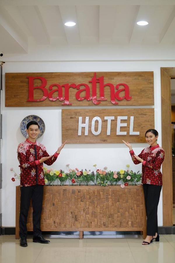 Baratha Hotel & Resto Бондовосо Экстерьер фото